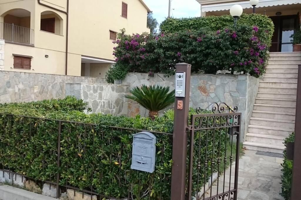 Grazioso Appartamento A 5 Minuti Di Auto Dal Mare Scarlino Extérieur photo